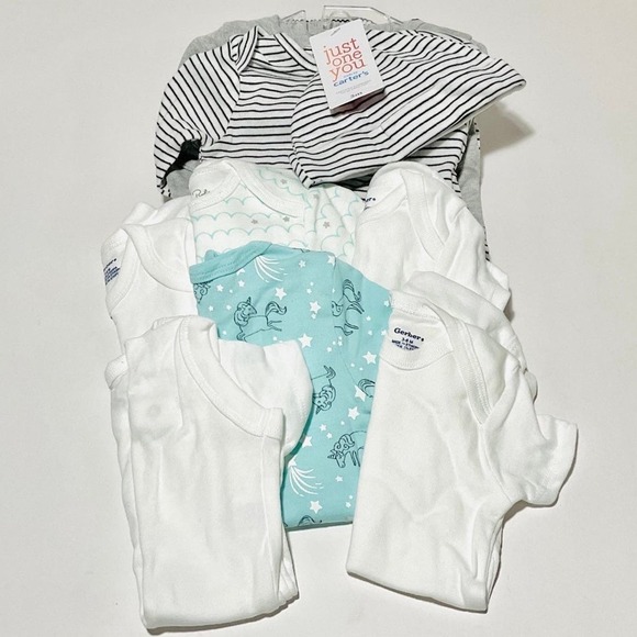7 Baby Onesies & 2 Baby Gowns (3-6 months)